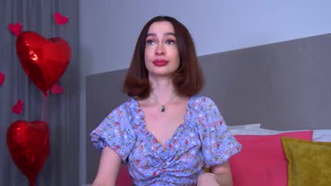 MariaMenson online show from 02.20.25