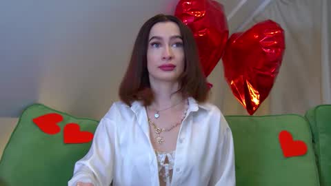 MariaMenson online show from 02.21.25