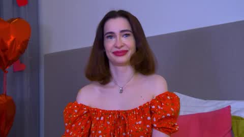 MariaMenson online show from 02.25.25