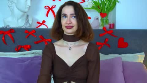 MariaMenson online show from 03.08.25