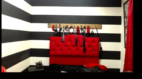 Marian online show from 02.07.25