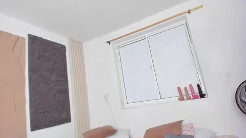 Snapshot of marian_rios chatting on 11.15.25 Marian online show from 11.15.25