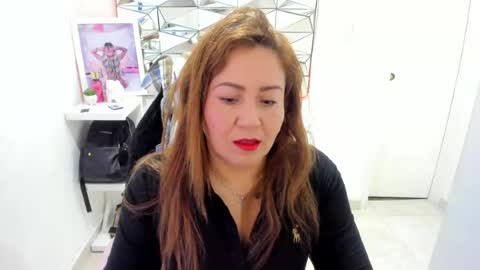 Snapshot of mariana01_m chatting on 07.04.26 mariana01_m online show from 07.04.26