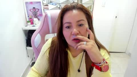 Snapshot of mariana01_m chatting on 07.07.26 mariana01_m online show from 07.07.26