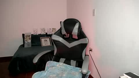 mariana__666 online show from 11.16.25