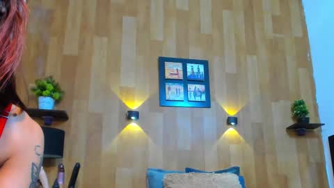 Snapshot of mariana_aangel chatting on 02.11.25 Mariana Angel online show from 02.11.25