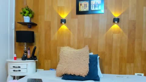 Snapshot of mariana_aangel chatting on 02.21.25 Mariana Angel online show from 02.21.25