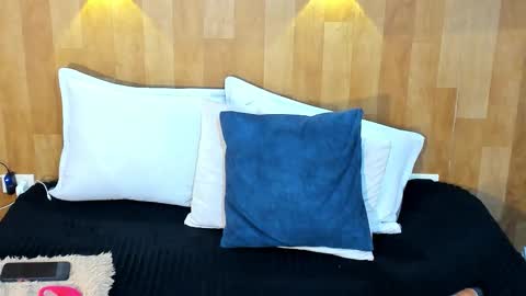 Snapshot of mariana_aangel chatting on 10.22.25 Mariana Angel online show from 10.22.25