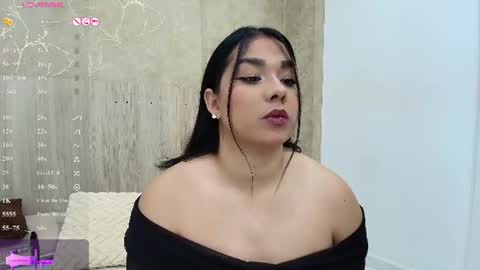 Snapshot of mariana_allen chatting on 07.31.26 Mariana Allen online show from 07.31.26