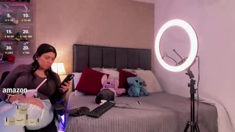 Snapshot of mariana_c chatting on 09.30.25 Mar y online show from 09.30.25