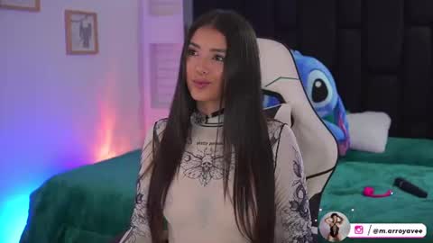 Snapshot of mariana_monroe04 chatting on 07.17.26 Mariana online show from 07.17.26