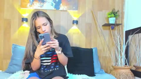 Mariana Angel online show from 03.02.26