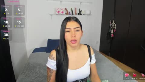 MARIANA Y VALENTINA online show from 11.19.25