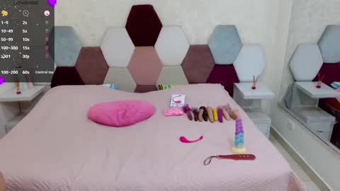 mariana online show from 09.21.25