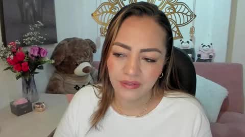 Mariana Lopez online show from 02.14.25