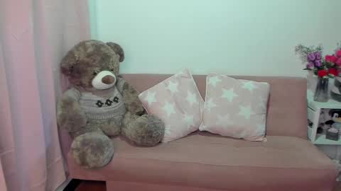 Mariana Lopez online show from 03.11.25