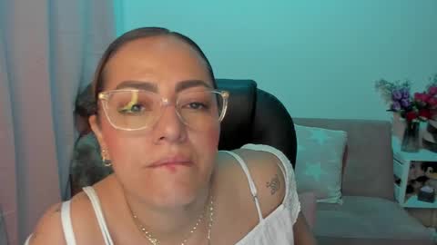 Mariana Lopez online show from 03.12.25