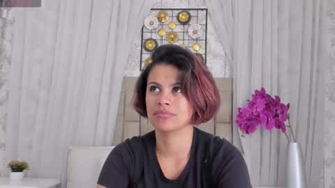 Snapshot of marianasanz chatting on 02.16.26 Mariana online show from 02.16.26