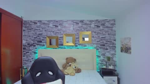 Mariana online show from 12.06.24