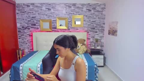 Mariana online show from 12.11.24