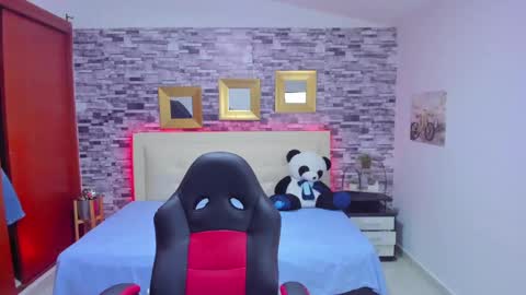 Mariana online show from 12.21.24