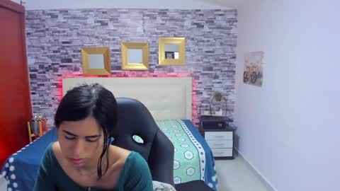 Mariana online show from 01.11.25