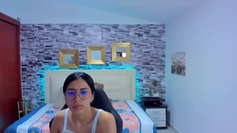 Mariana online show from 01.24.25