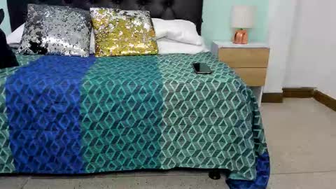 Snapshot of marianee_rousse chatting on 12.05.25 Marianee Rousse online show from 12.05.25