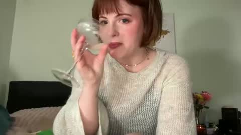 SoftlyMarianne online show from 05.18.26