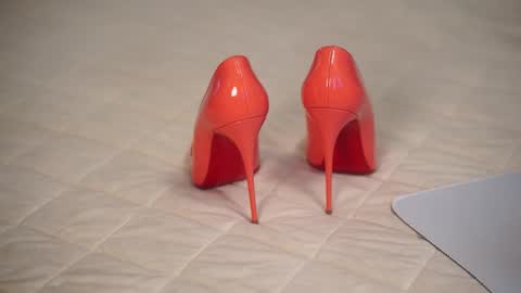 Snapshot of marianova chatting on 11.04.25 Maria online show from 11.04.25