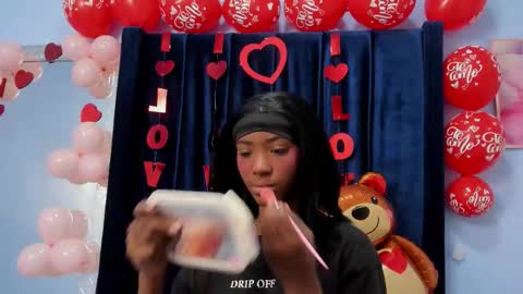 Snapshot of marianrosse chatting on 02.15.26 marianrosse online show from 02.15.26