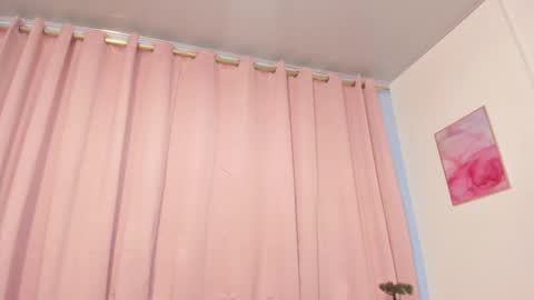 Snapshot of marianrosse chatting on 03.26.26 marianrosse online show from 03.26.26