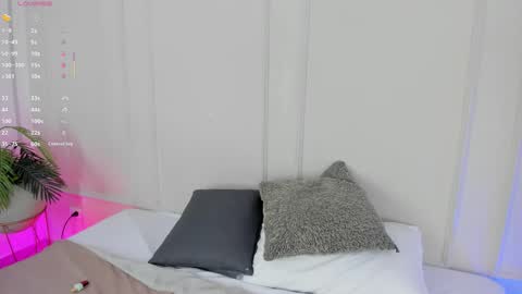 Maria Pettit online show from 11.14.25