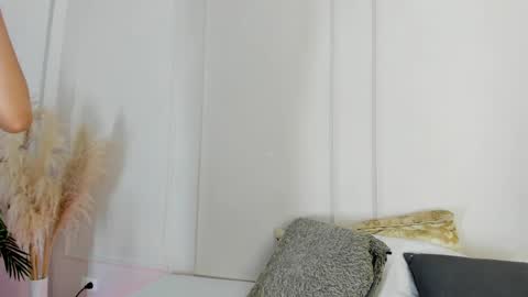 Maria Pettit online show from 04.27.26