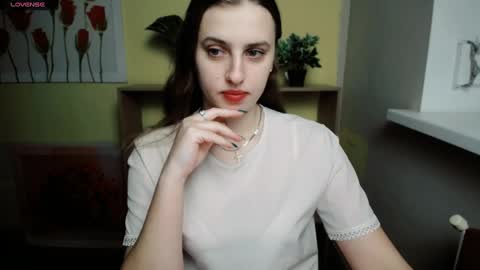 Snapshot of mariatess_ chatting on 01.06.25 Mariia online show from 01.06.25