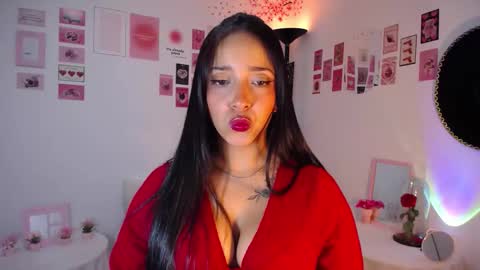 Snapshot of marie_daved chatting on 03.16.26 Nicolle online show from 03.16.26