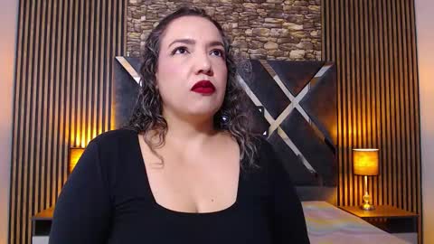 Snapshot of marie_hss chatting on 11.03.25 marie_hss online show from 11.03.25