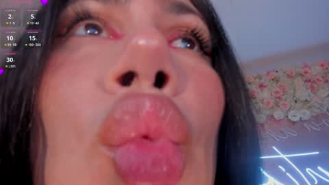 Snapshot of mariejane2 chatting on 12.18.24 Im Marie Jane online show from 12.18.24