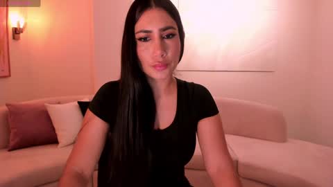 Snapshot of mariejane2 chatting on 01.13.25 Im Marie Jane online show from 01.13.25