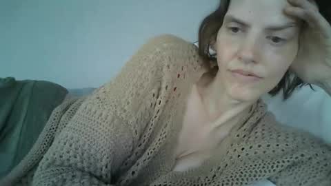 Snapshot of mariejojo chatting on 06.11.26 Mariejojo online show from 06.11.26