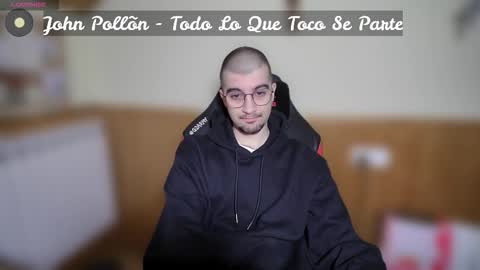 Snapshot of marielessfan chatting on 12.21.25 Marie online show from 12.21.25