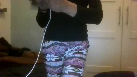 Snapshot of mariellesissy chatting on 10.06.25 mariellesissy online show from 10.06.25