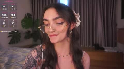 Mia online show from 03.06.26