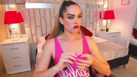 mariiahneedles online show from 01.26.25