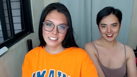 Snapshot of marikosue01 chatting on 02.01.25 marikosue online show from 02.01.25