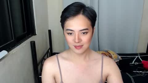 Snapshot of marikosue01 chatting on 02.01.25 marikosue online show from 02.01.25