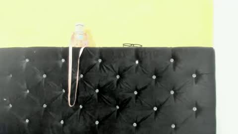 Snapshot of marilyn_garcia chatting on 12.22.24 MARILYN SEXY online show from 12.22.24