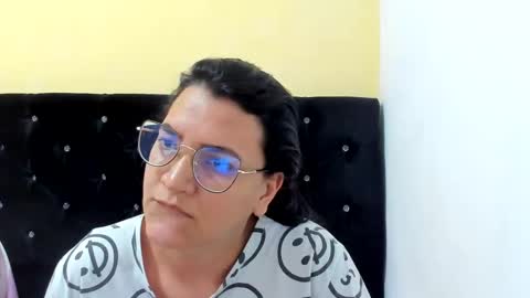 Snapshot of marilyn_garcia chatting on 01.03.25 MARILYN SEXY online show from 01.03.25