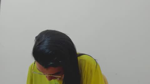 Snapshot of marilyn_garcia chatting on 12.01.25 MARILYN SEXY online show from 12.01.25