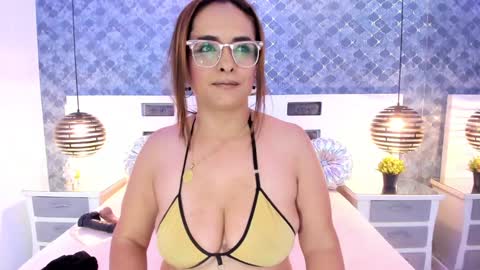Marilyn Vega online show from 12.05.24